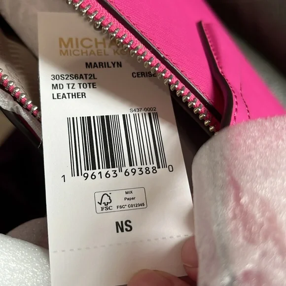 Michael Kors cerise leather Medium tote - Picture 11 of 11